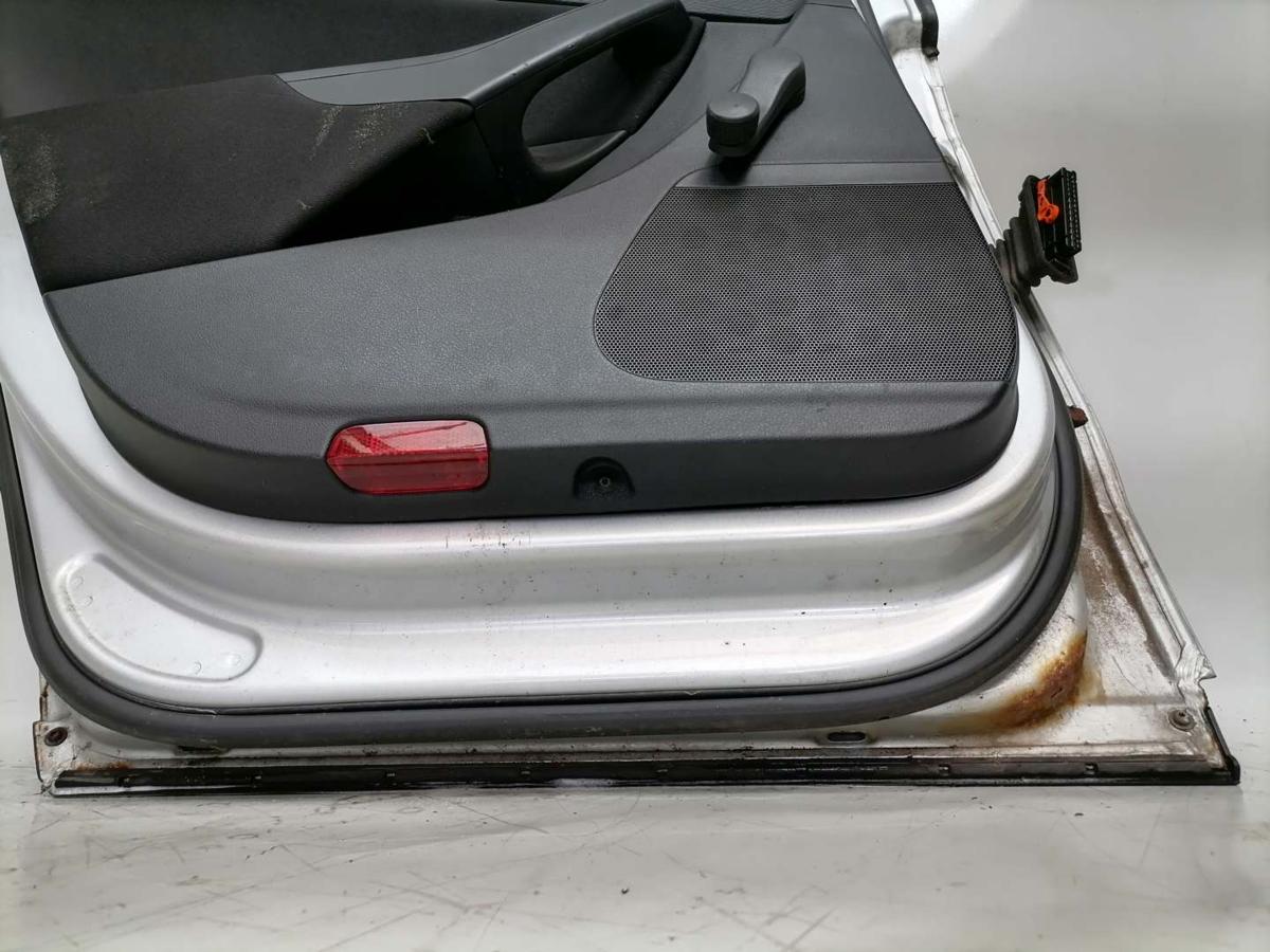 VW Passat 3C B6 original Tür hinten links LA7W Reflexsilber Limousine Bj.2006